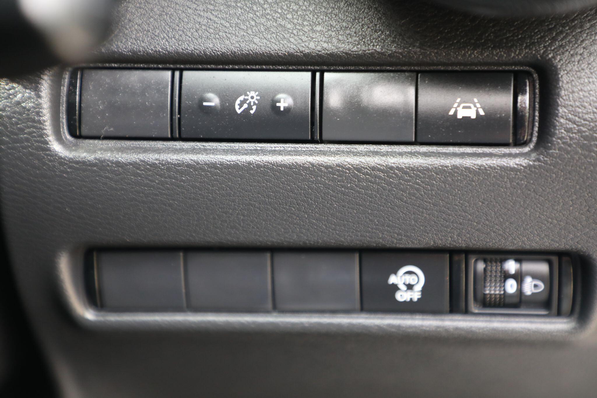 Large vehicle image